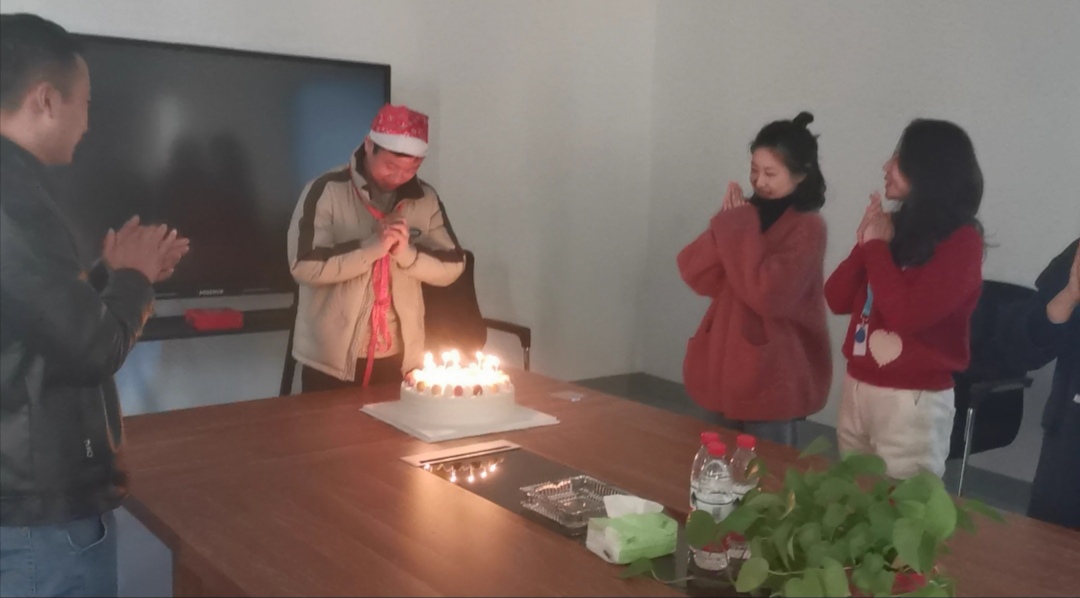 昆山豆奶视频在线观看生日会与感恩节相遇